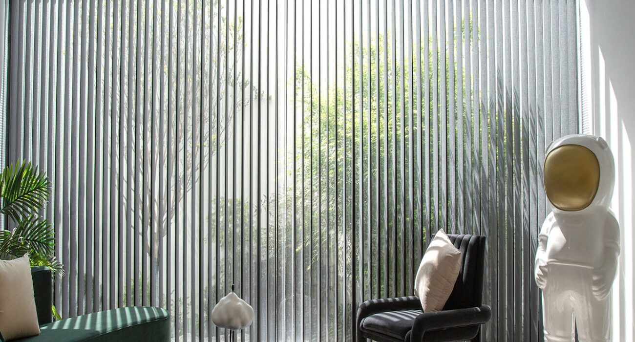 resized_1380x1304_DARK-FABRIC-OPEN